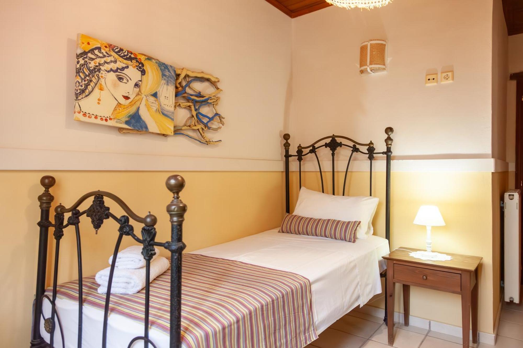 Amnisiades Apartments Karteros Extérieur photo